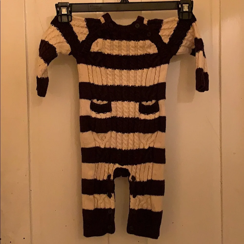 BabyGap cable knit brown & cream stripped onesie